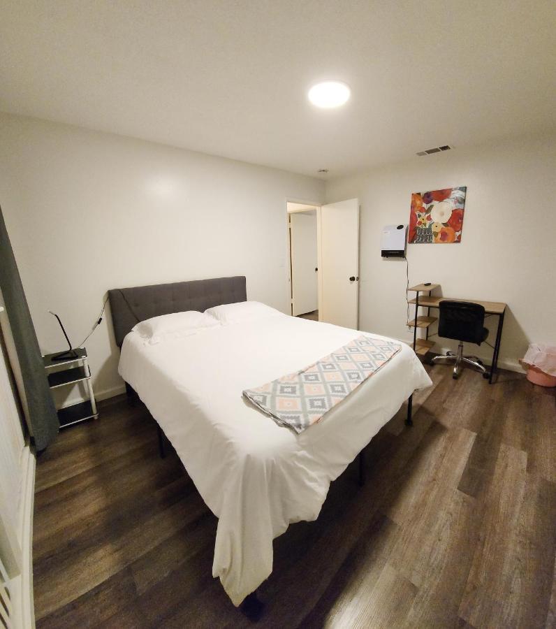 Centrally Located, 4X Queen, 300 Mbps Internet With Backyard! Hemet Dış mekan fotoğraf